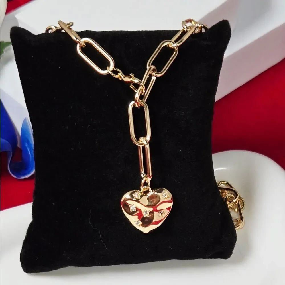 Gold Paperclip Chain Necklace Rhinestone Heart Charm | NIP Valentine’s Gift